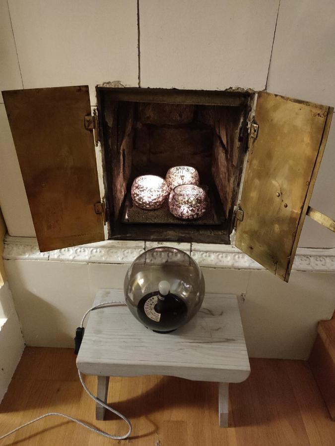 Appartamento Den Unika Sekelskiftsvaningen. Norrtälje Esterno foto