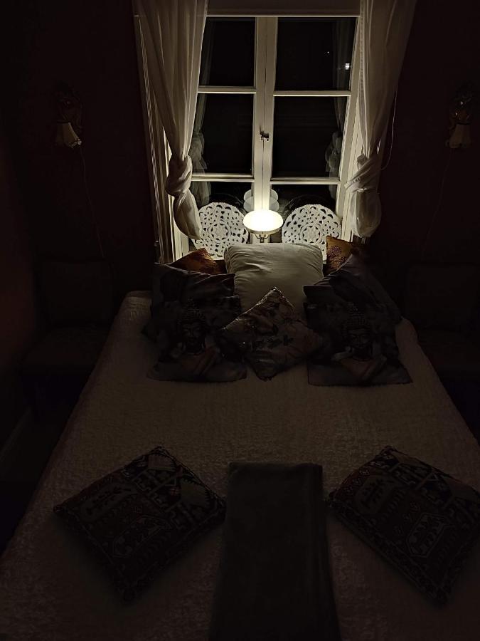 Appartamento Den Unika Sekelskiftsvaningen. Norrtälje Esterno foto